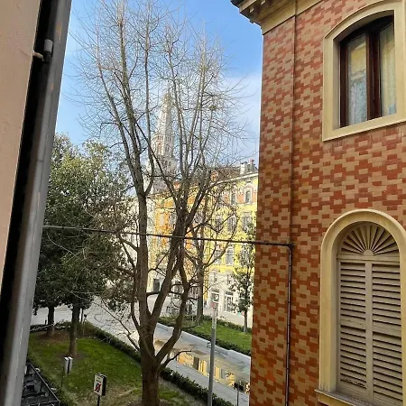 Apartamento Casa Aurora Módena